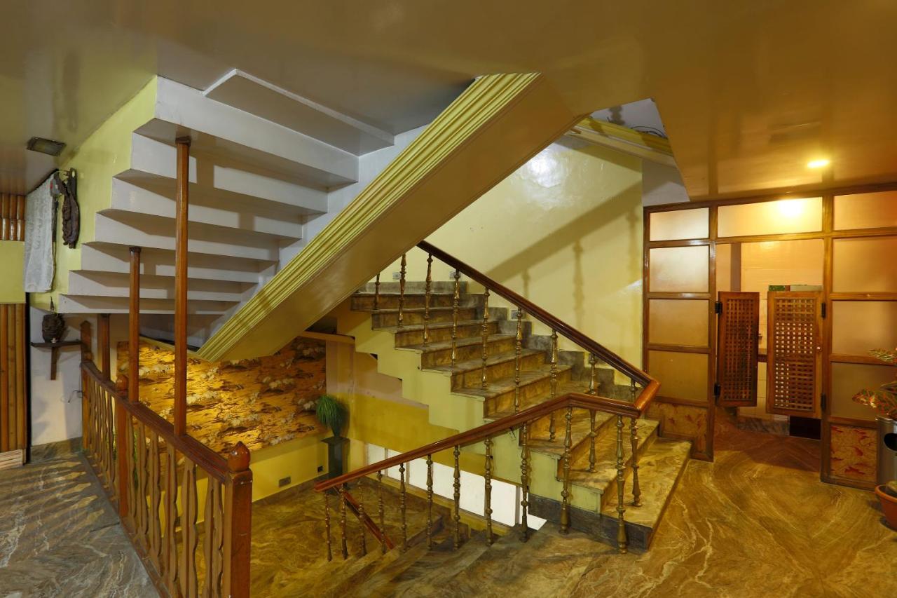 Hotel Assembly-Shillong 실롱 외부 사진